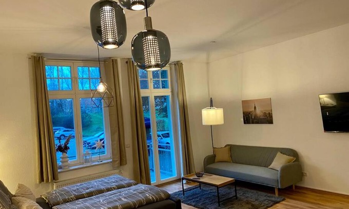 Magdeburg Apartamento | Exkl. helles Apartment mit Balkon, WLAN& Parkplatz