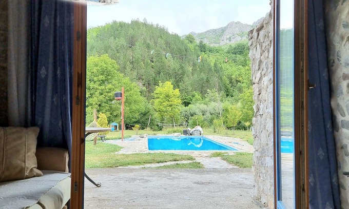 Glavaticevo Cabaña | Exo Log Cottage - una casa encantadora cerca de Sarajevo