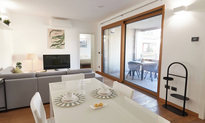 Porta Genova Cama Y Desayuno | Experience Design Bed & Show