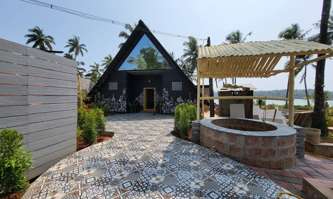 Saligrama Cabaña | Experience Serenity at a Riverfront Cottage with Private Pool