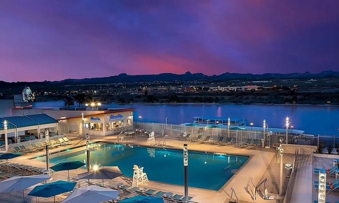 Laughlin Hotel | Experience The Nevada Wilderness! Affordable Stay Surrounded By National Parks