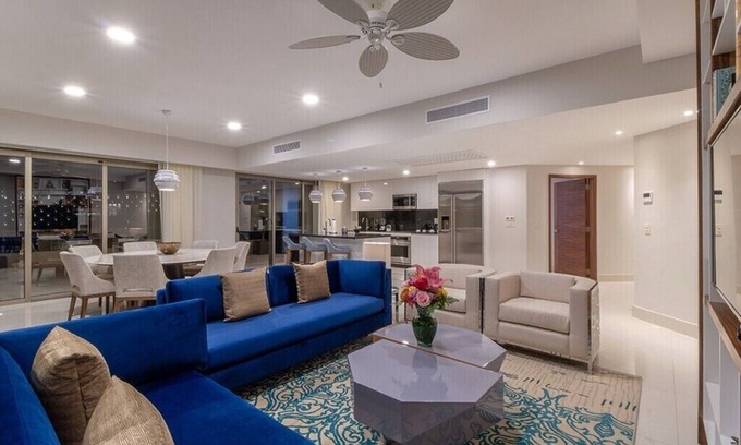 Cabo San Lucas Complejo | Experience Ultimate Cabo Luxury - 3 Bedroom Penthouse Oceanfront