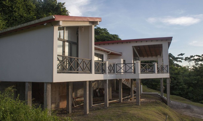 St. George's Casa | "Exquisite Hilltop Villa with Breathtaking Panoramic Views of the Caribbean Sea"