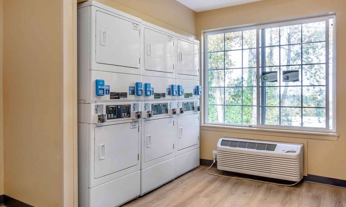 Factoria Hotel | Extended Stay America Suites Seattle Bellevue Factoria