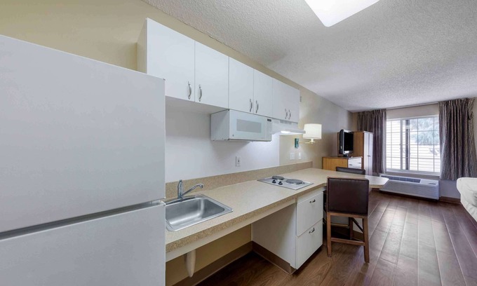 Grandview Hotel | Extended Stay America Suites Los Angeles Glendale