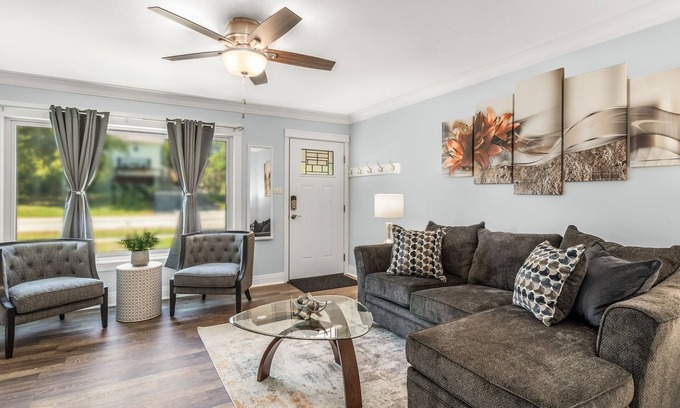 Downers Grove Casa | Extended Stay Downers Grove