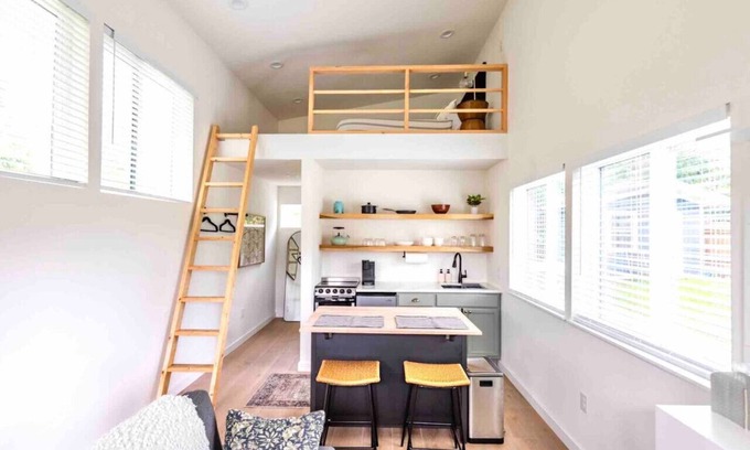 Windsor Park Casa | Extended Stay Retreat: Cozy yet Spacious Tiny Gem!