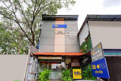 Dharavi Hotel | FabExpress Embassy Suites - Nr BKC