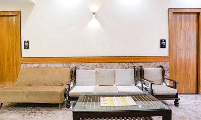 Kalina Hotel | Fabhotel 7 Square