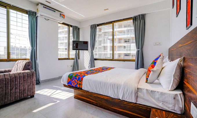 Pimpri - Chinchwad Hotel | Fabhotel Crystal Inn