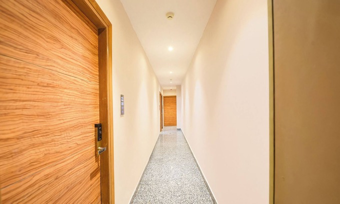 Zirakpur Hotel | Fabhotel Elbeso