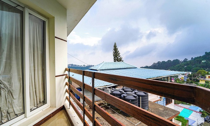 Kodaikanal Hotel | Fabhotel Rajathi Holiday Peak