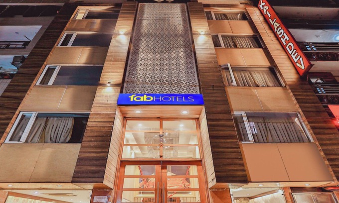 New Delhi Hotel | Fabhotel The Kailash Dev