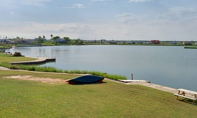 Hitchcock Casa | Fair Haven on Highland Bayou