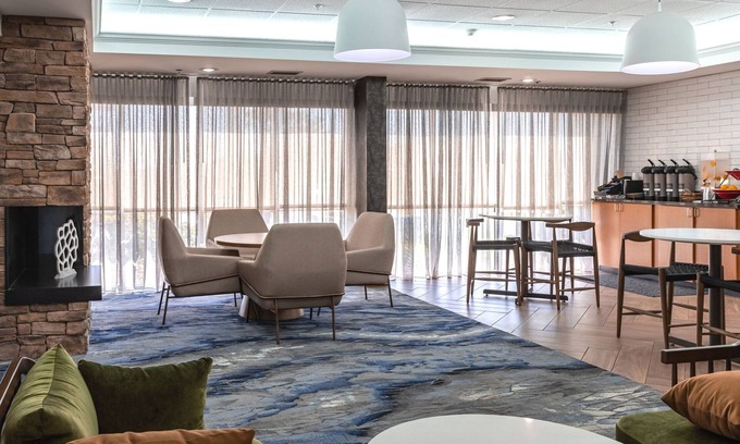 Evansville Hotel | Fairfield Inn by Marriott Evansville West