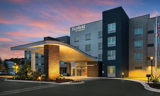 Conway Hotel | Fairfield Inn & Suites By Marriott Coastal Carolina Conway