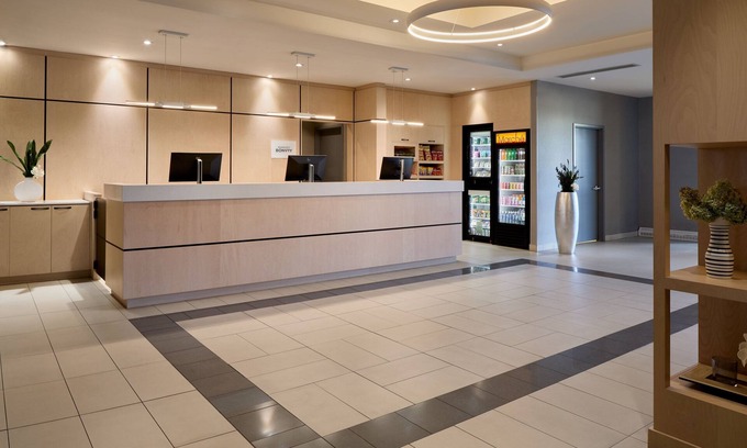 Dorval Hotel | Fairfield Inn & Suites by Marriott Montreal Airport