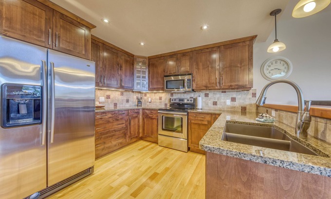 East Kootenay Apartamento | Fairmont Creek Property Rentals The Residences