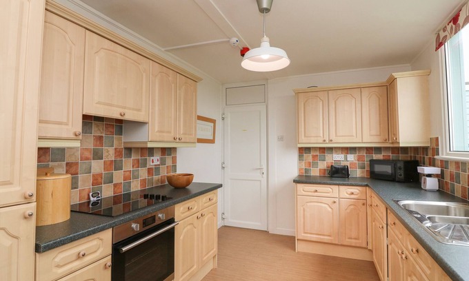 Burgh Island Cabaña | Fairway Lodge