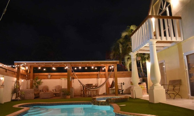 Jaburibari Casa | Familie huis met privé zwembad & jacuzzi stranden en natuur dichtbij Villa