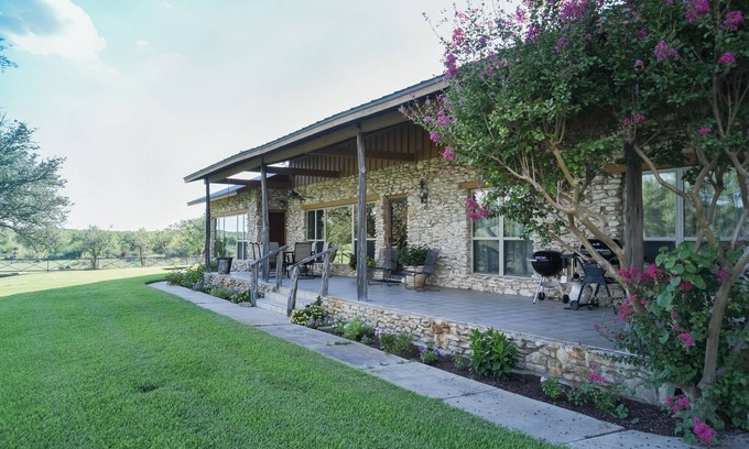 San Saba Casa | Gran casa familiar también ideal para fines de semana de chicas y escapadas de hombres