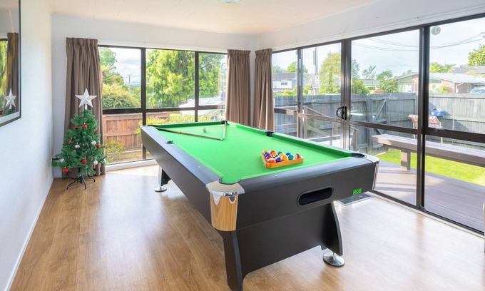 Lynmore Casa | Family Friendly Retreat in Rotorua's Top Suburb