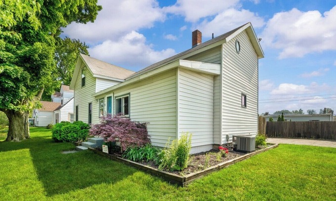 Baroda Casa | Family-Friendly Retreat Close to Wineries, Beaches & Downtown Baroda