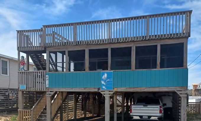 Kitty Hawk Cabaña | Casa de campo familiar y que acepta mascotas, vista a la playa, porche