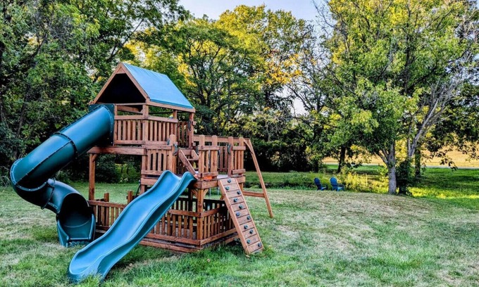 Walton Casa | Family Stay! Near both Ark & Creation Museum!