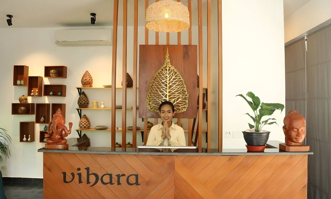 Wat Bo Area Casa | Suite Familiar con Balcón