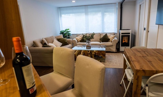 Pradollano Apartamento | Fantastic brand new apartment in best location just few steps from the ski slope! private parking