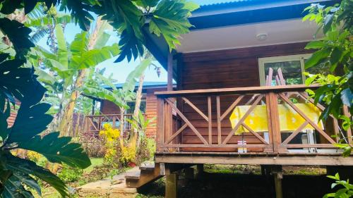 Tubuai Cabina | Fare Tamaruorai