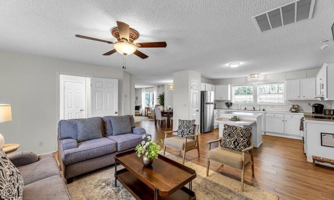 Kernersville Casa | Farm Retreat With Beautiful Views and Animals!