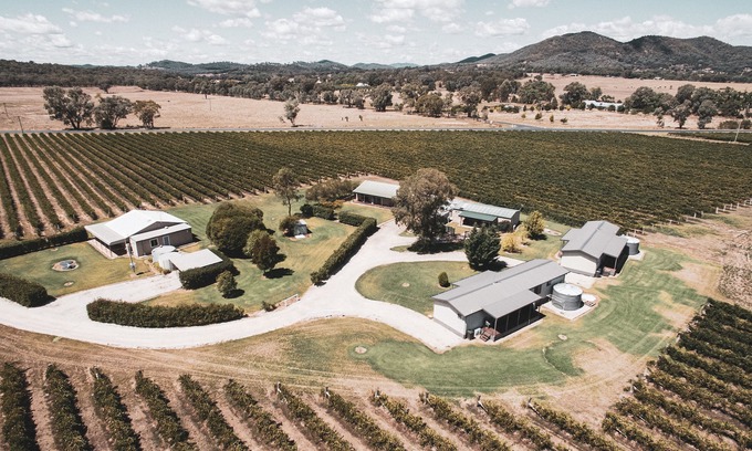 Budgee Budgee Cabaña | Farmers Quarters