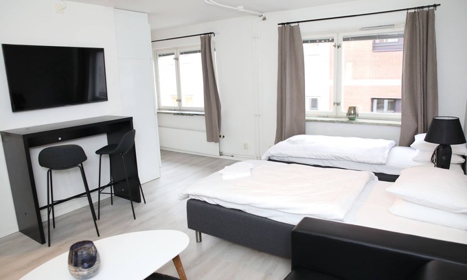 Vasteras Apartamento | Fastliving Apartment Hotel