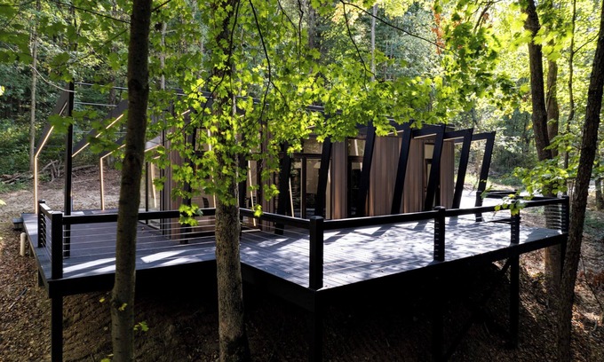 Loudonville Cabina | Fauna Bluff, A cliffside 2-bedroom modern cottage overlooking a bubbling stream.