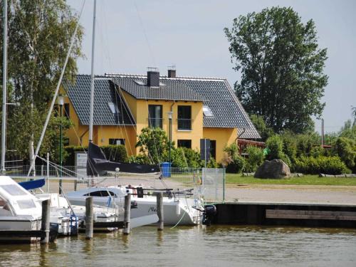 Saal Casa | Ferienhaus am kleinen Hafen