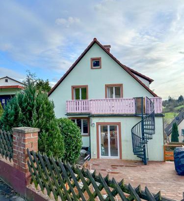 Dilsberg Casa | Ferienhaus Burgi