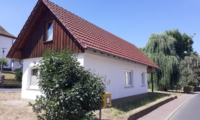 Langenhain Casa | Ferienhaus Wehretal - auf separatem Grundstück