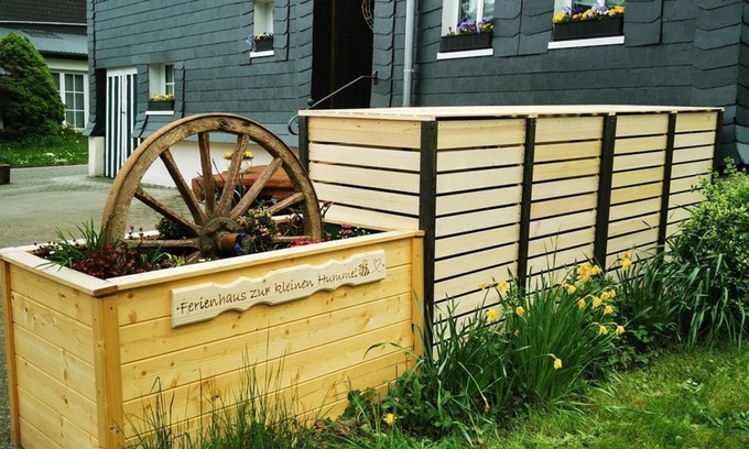Godenroth Casa | Ferienhaus zur Kleinen Hummel - Ferienhaus, Dusche, WC, 4 Oder Mehr Schlafräume
