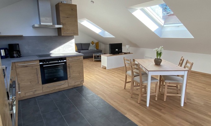 Muensing Apartamento | Ferienwohnung "am Seeufer" in Ambach Gemütlich Heimelig