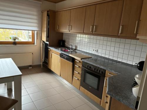 Kruft Apartamento | Ferienwohnung Monteure Unterkunft