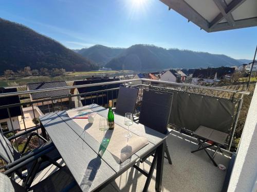 Muden Apartamento | Ferienwohnung Moseltraum, 1-6 Pers, mit 3 Schlafzimmer und Panoramabalkon