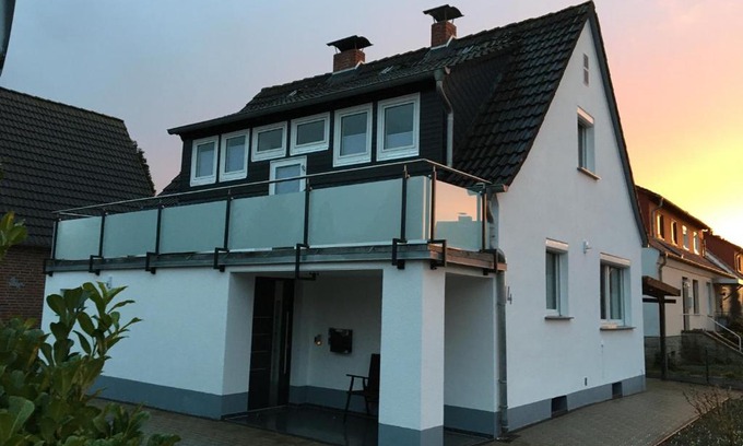 Rinteln Apartamento | Ferienwohnung Rinteln - 4 Sterne - Im Kleinen Löök - 55 qm - 2 x TV - Terrasse - max 2 Erw und 1 Kind - Barrierearm TOP