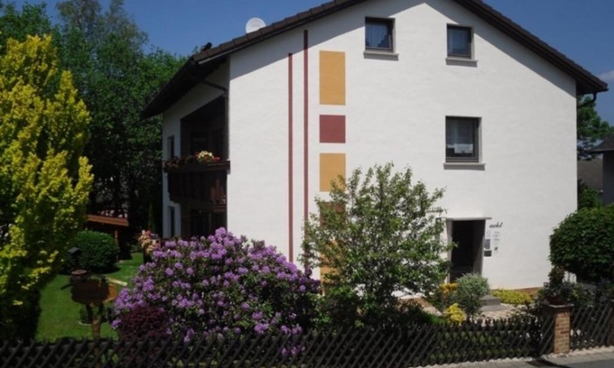 Steinbach am Wald Apartamento | Ferienwohnungen und Gästezimmer Herrmann