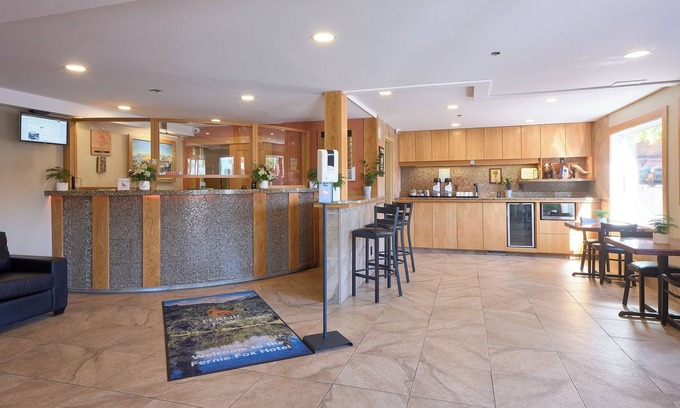 East Kootenay Hotel | Fernie Fox Hotel