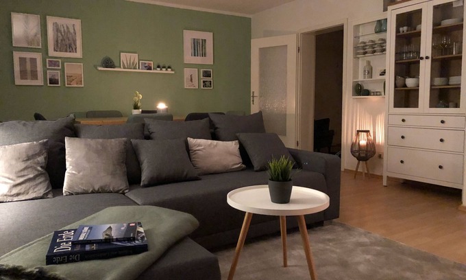 Lalendorf Apartamento | FeWo "Idyll am See" - en el parque natural Mecklenburgische Schweiz, directamente en el lago.