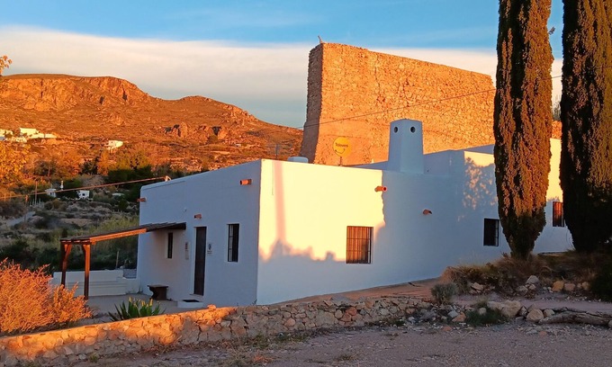 Huebro Casa | Finca-piscina privada-ubicación muy tranquila-uso exclusivo-ideal para familias