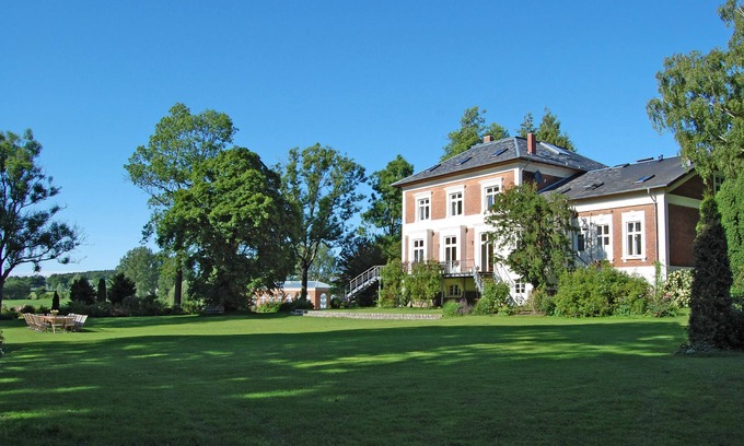 Kroepelin Apartamento | apartamento muy bien en la casa solariega con Rose Park