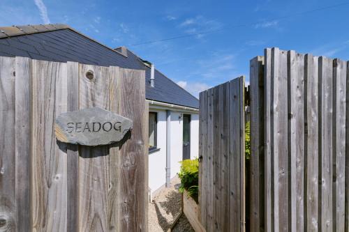 Porthleven Casa | Finest Retreats - Seadog